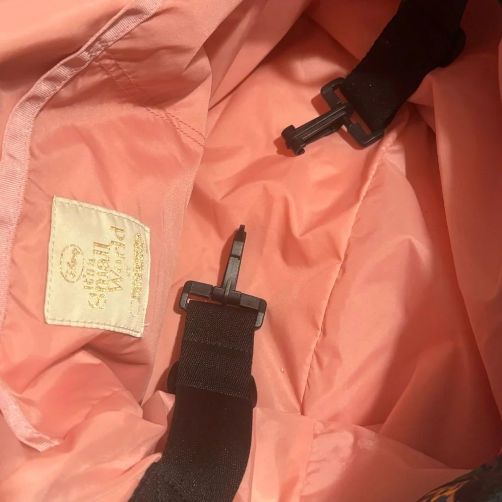 Le Sport Sac x Disney “It’s a Small World” RARE Weekender Bag - Picture 6 of 7